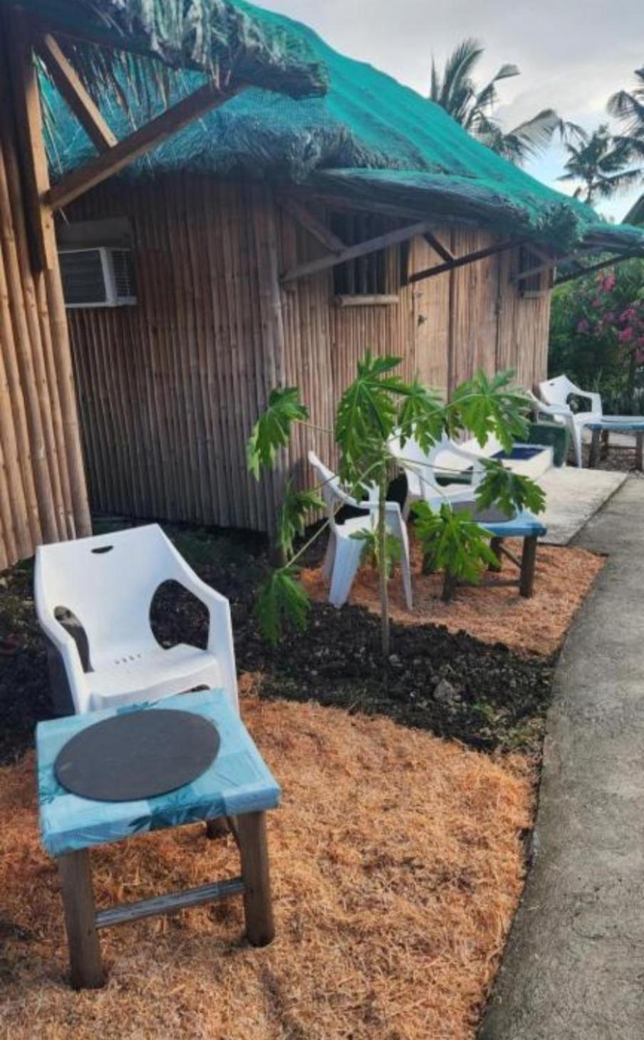 Nirvana Bamboo Houses & Dive Resort Моалбоал Екстериор снимка