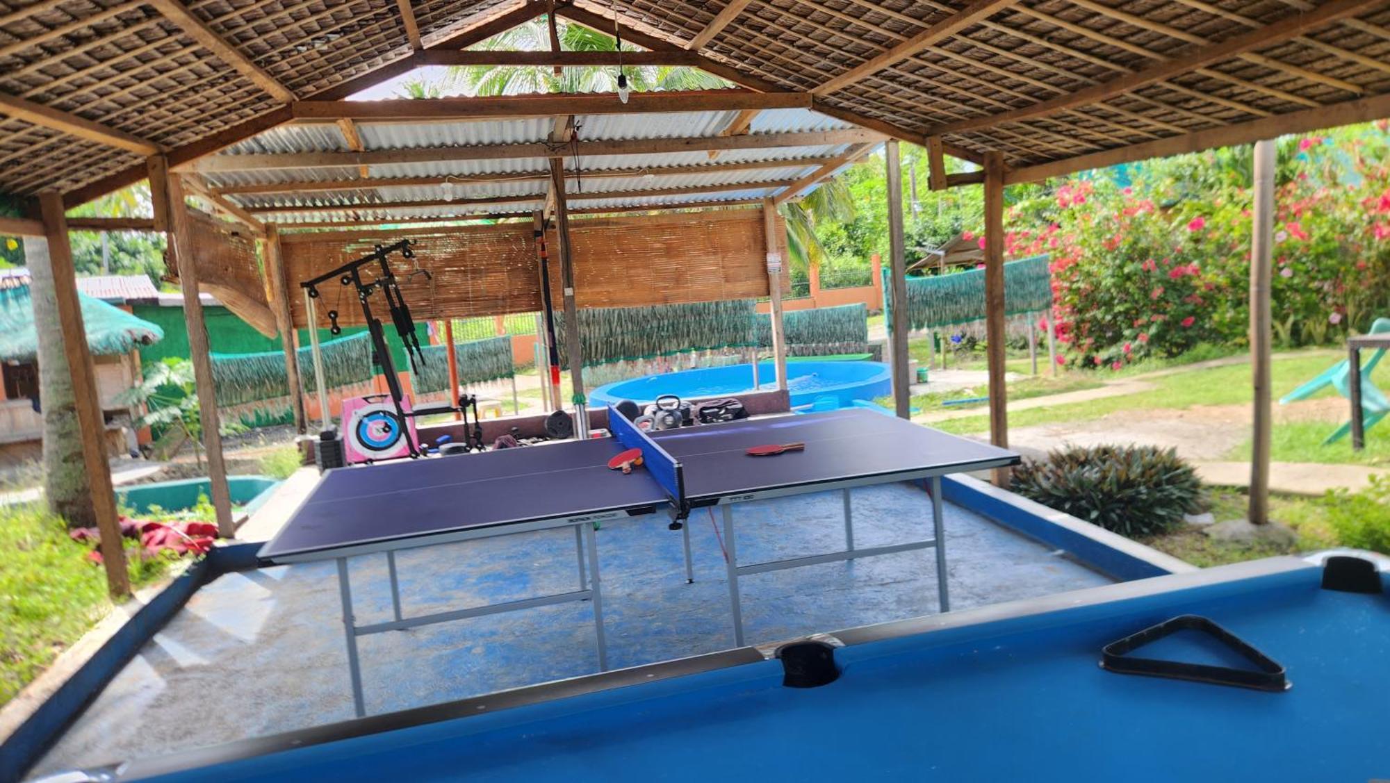 Nirvana Bamboo Houses & Dive Resort Моалбоал Екстериор снимка